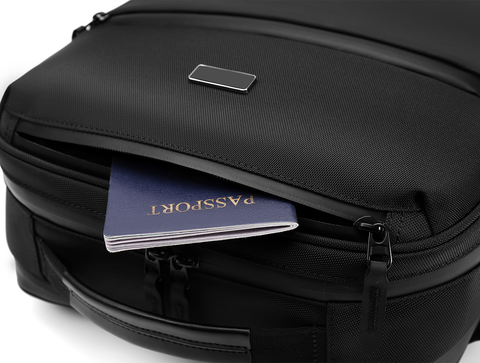 Precision Executive Brief – Compact 840D PU Laptop Bag