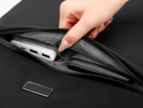 Precision Executive Brief – Compact 840D PU Laptop Bag